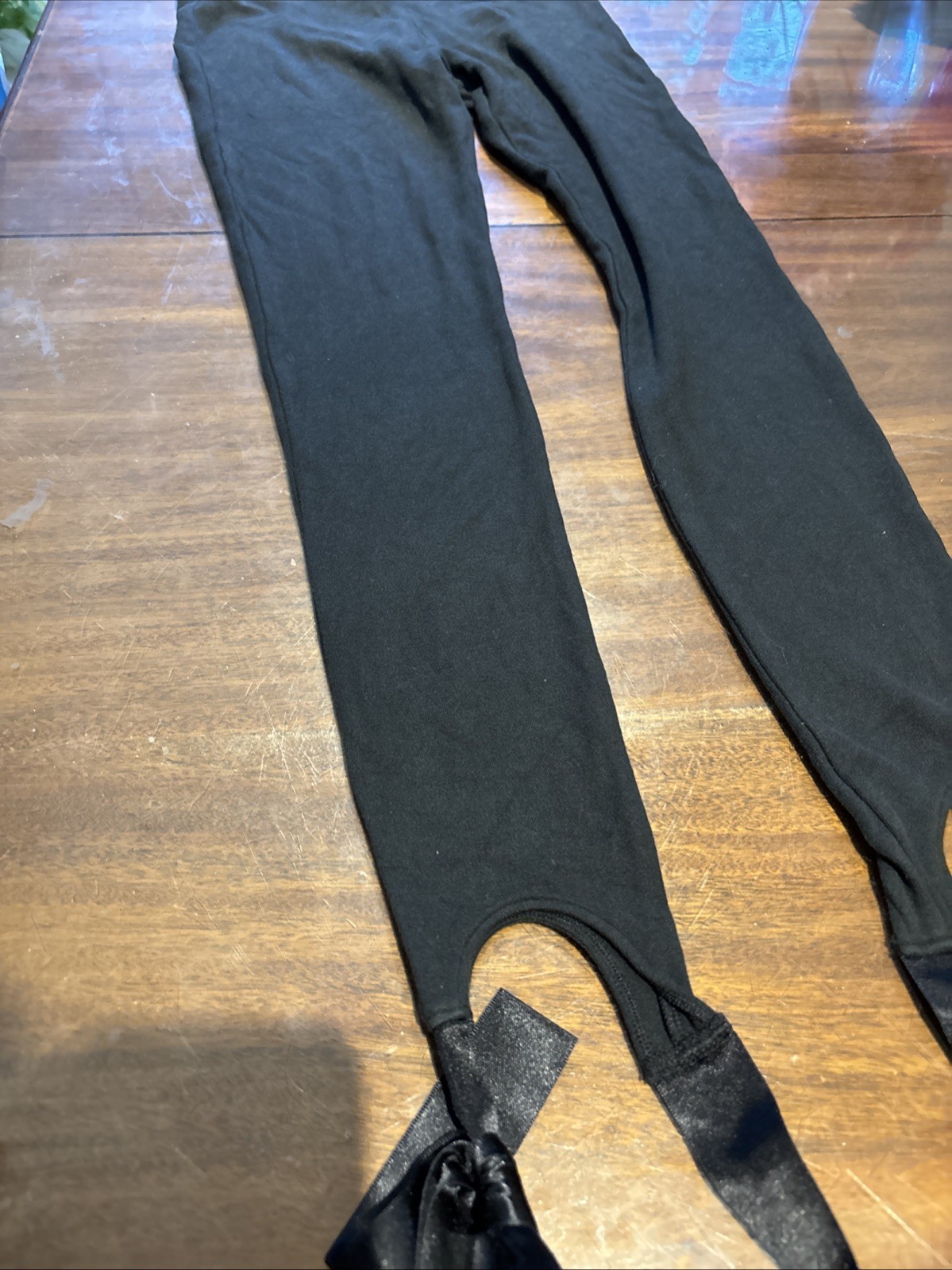 New With Tags SKIMS Cloud Stirrup Pant Onyx Black Ribbon Tie Leggings XS