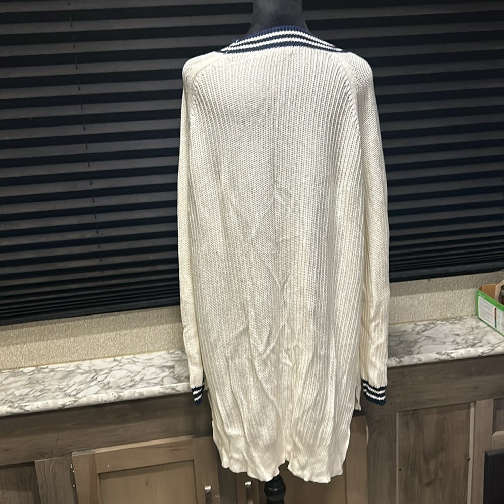 TROUVE Women’s White w Blue Trim Varsity LS Open Front Dorset Cardigan Large
