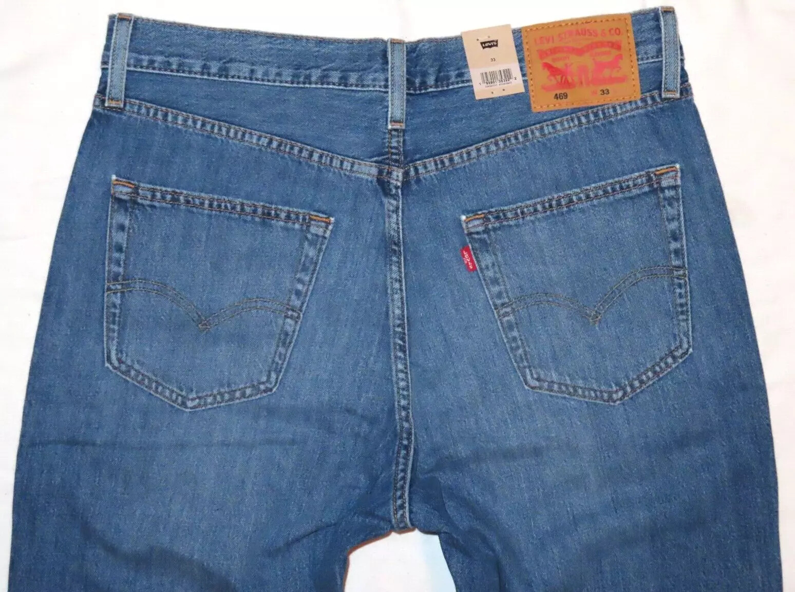 Levi’s 469 Loose Fit Factory Cut-Off Jean Shorts with Holes Medium/Blue NWT