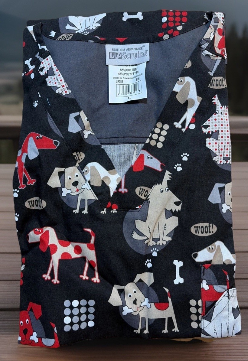 Cute Dog Print Womens Scrub Top XL By UA Scrubs – Cotton/Polyester – Pockets Vet
