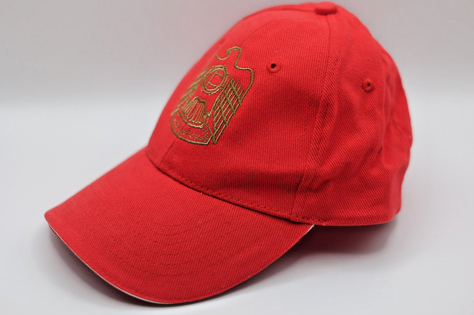 UAE United Arab Emirates Coat of Arms Hat Red Gold Embroidered Falcon Snapback