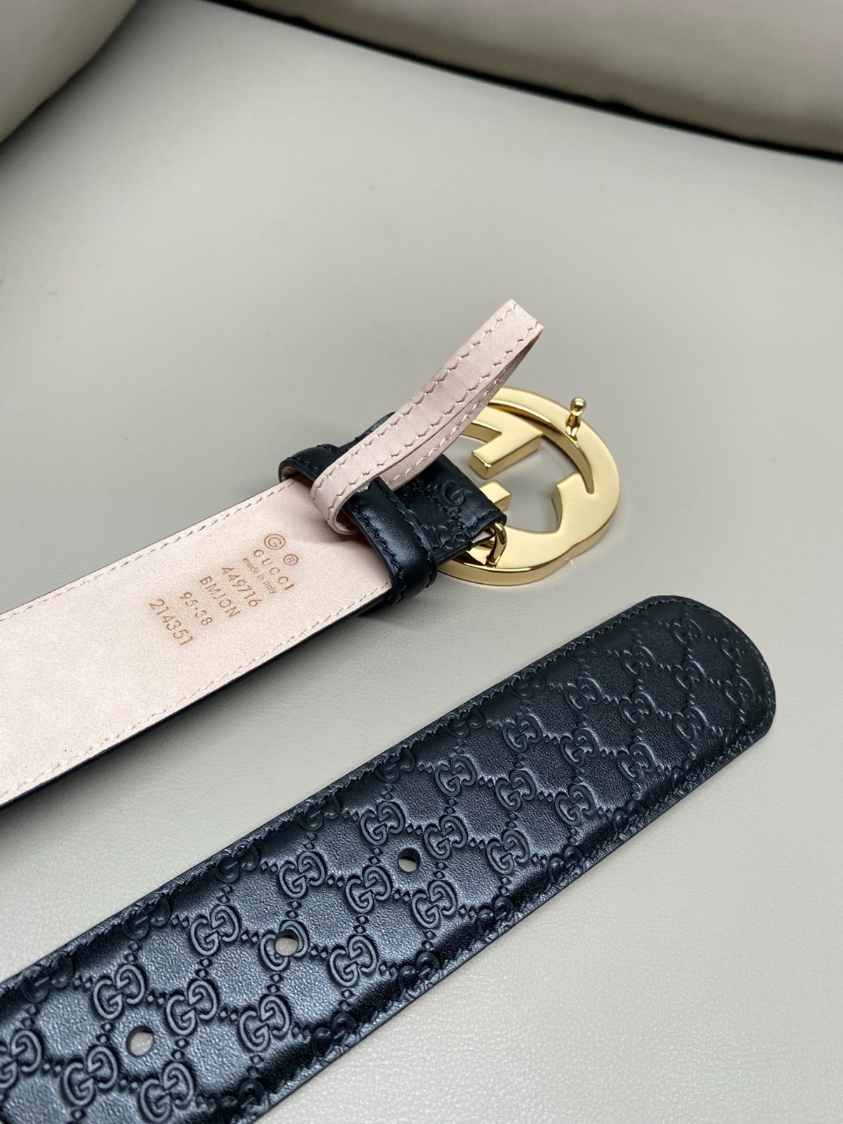 100% Authentic Gucci Black Leather Belt