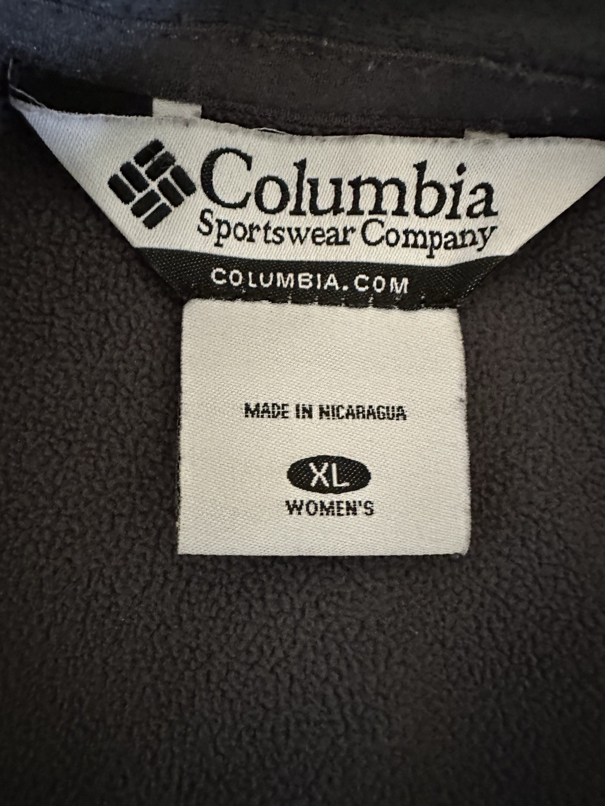 Columbia Women’s XL Softshell Full Zip Jacket Dark Pink Berry Fleece Lined