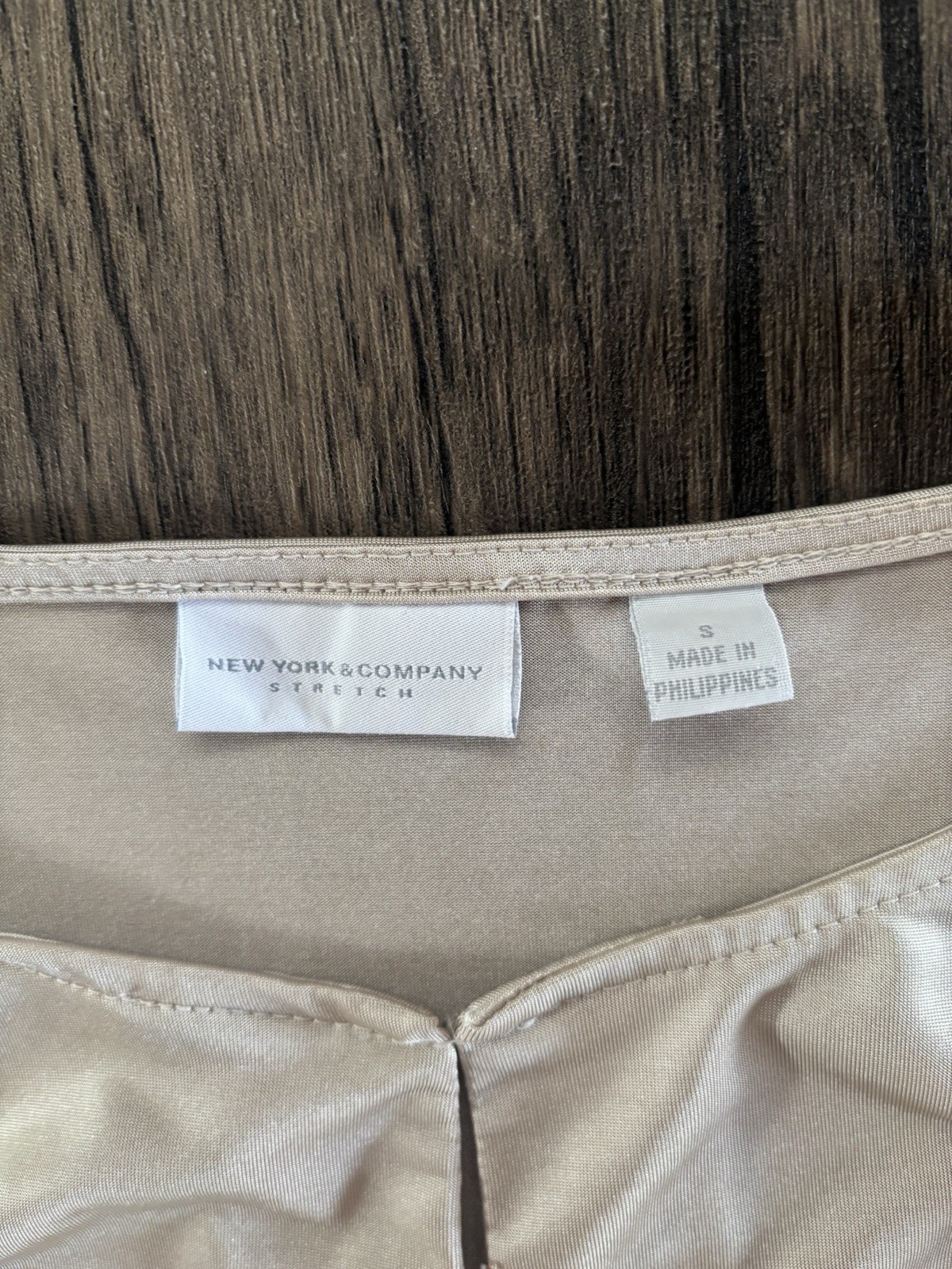 Early 2000s New York & Company Champagne Colored Silky Cap Sleeve Blouse Size S