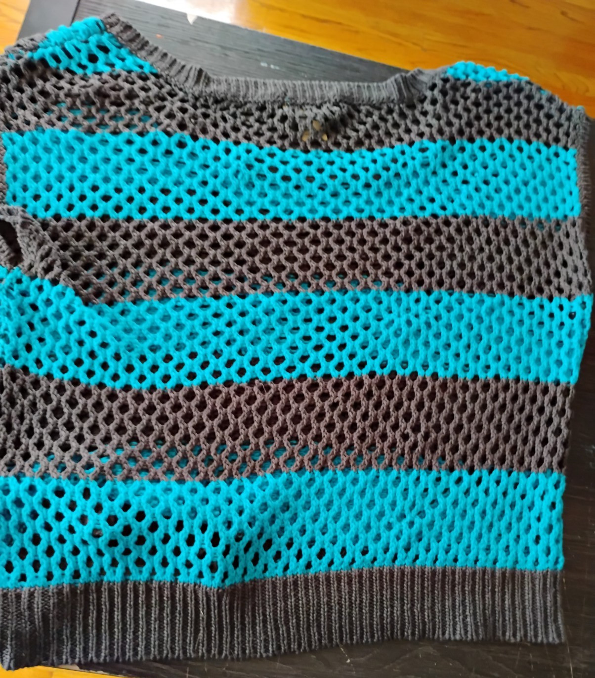CUTE TEAL AND GREY ARIZONA BRAND CROCHET SWEATER SIZE JUNIOR XL/XG