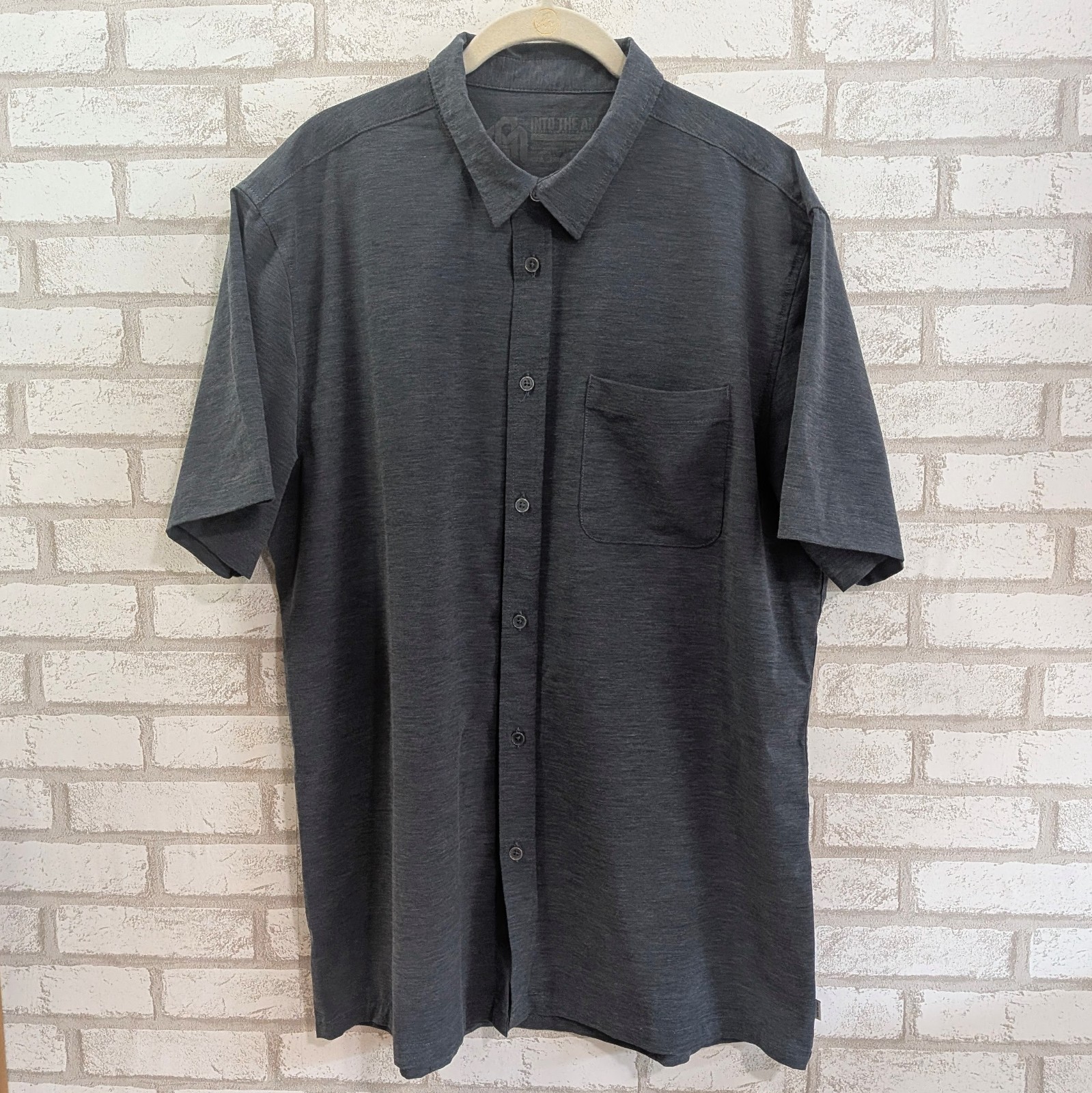 Into the AM Men’s Shirt Size XL Comfortable Stretch Grey