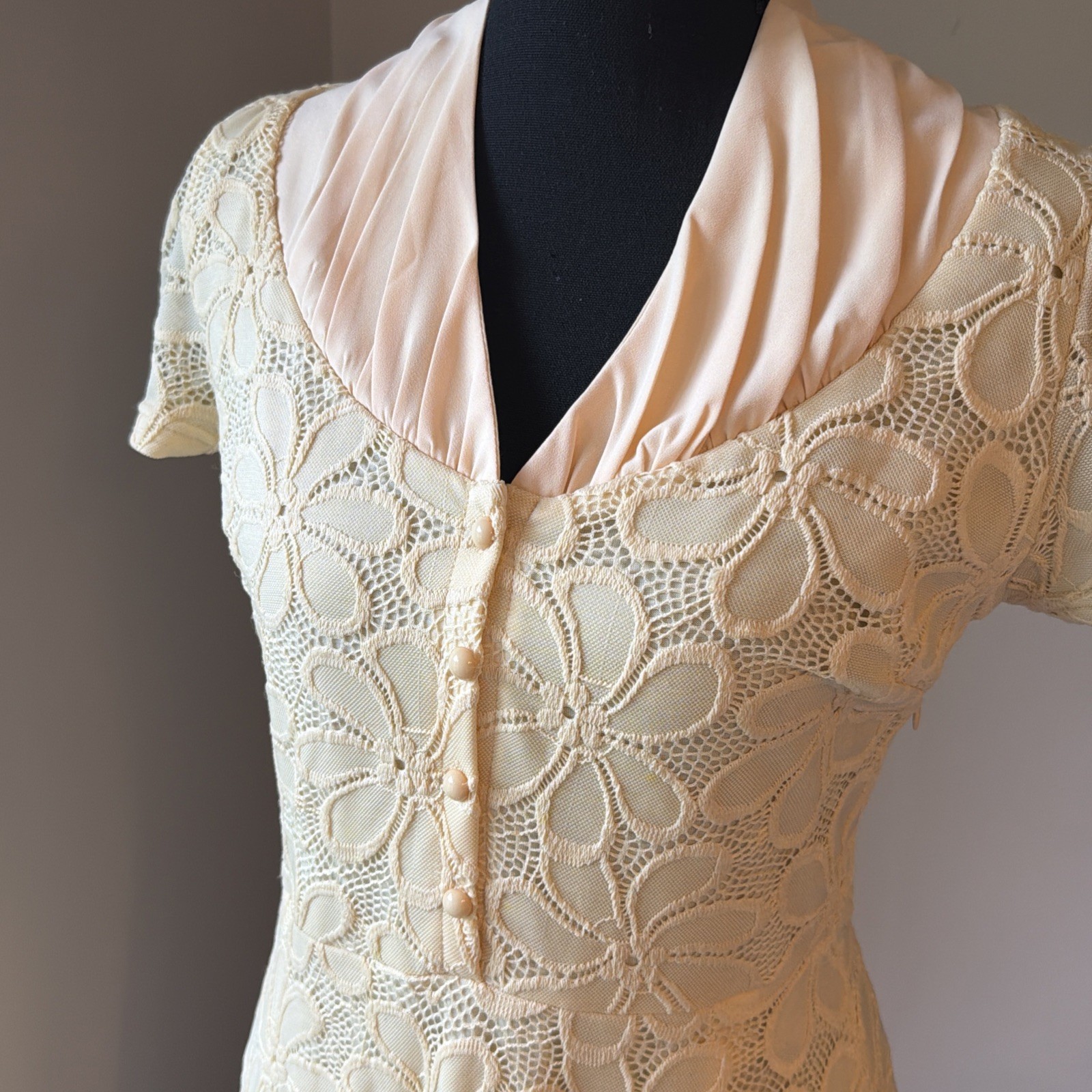 Butter Yellow Crochet Lace Dress Womens M Fit & Flare Vintage Cottagecore