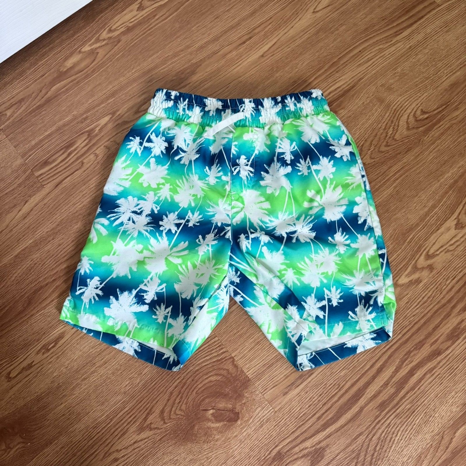 Old Navy Thereabouts Boys Swim Trunks Lot of 2 Size Small Tropical