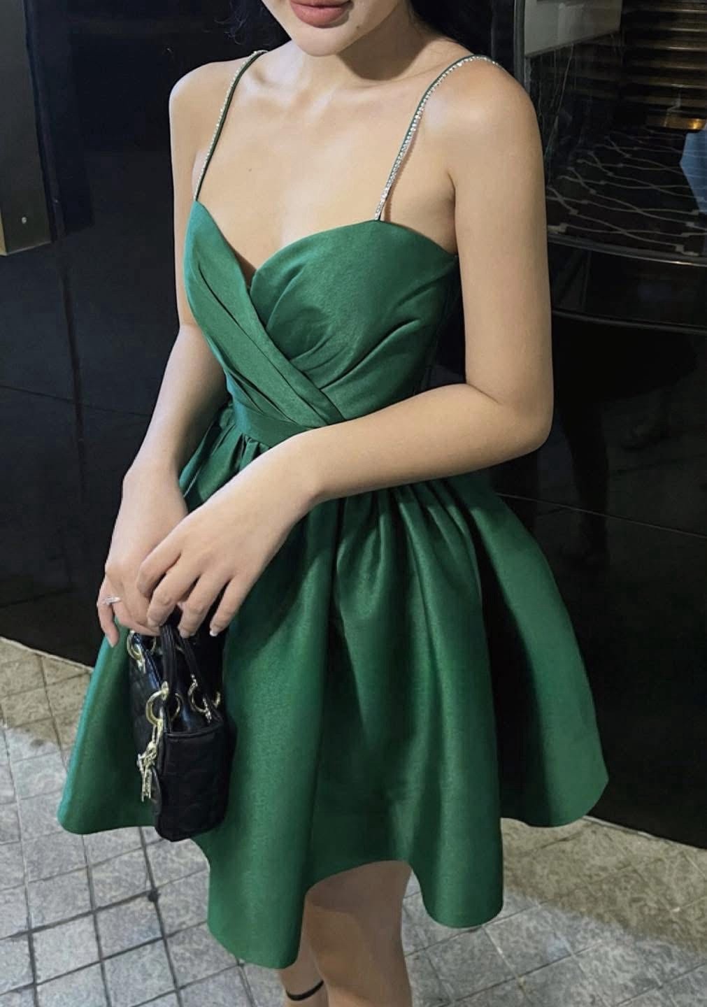 Women’s Green Solid Satin Sweetheart Spaghetti Strap Fit & Flare Mini Dress S