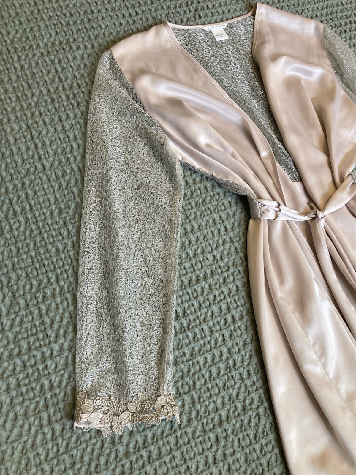 Flora Nikrooz Champagne Robe XS Lace Bridal