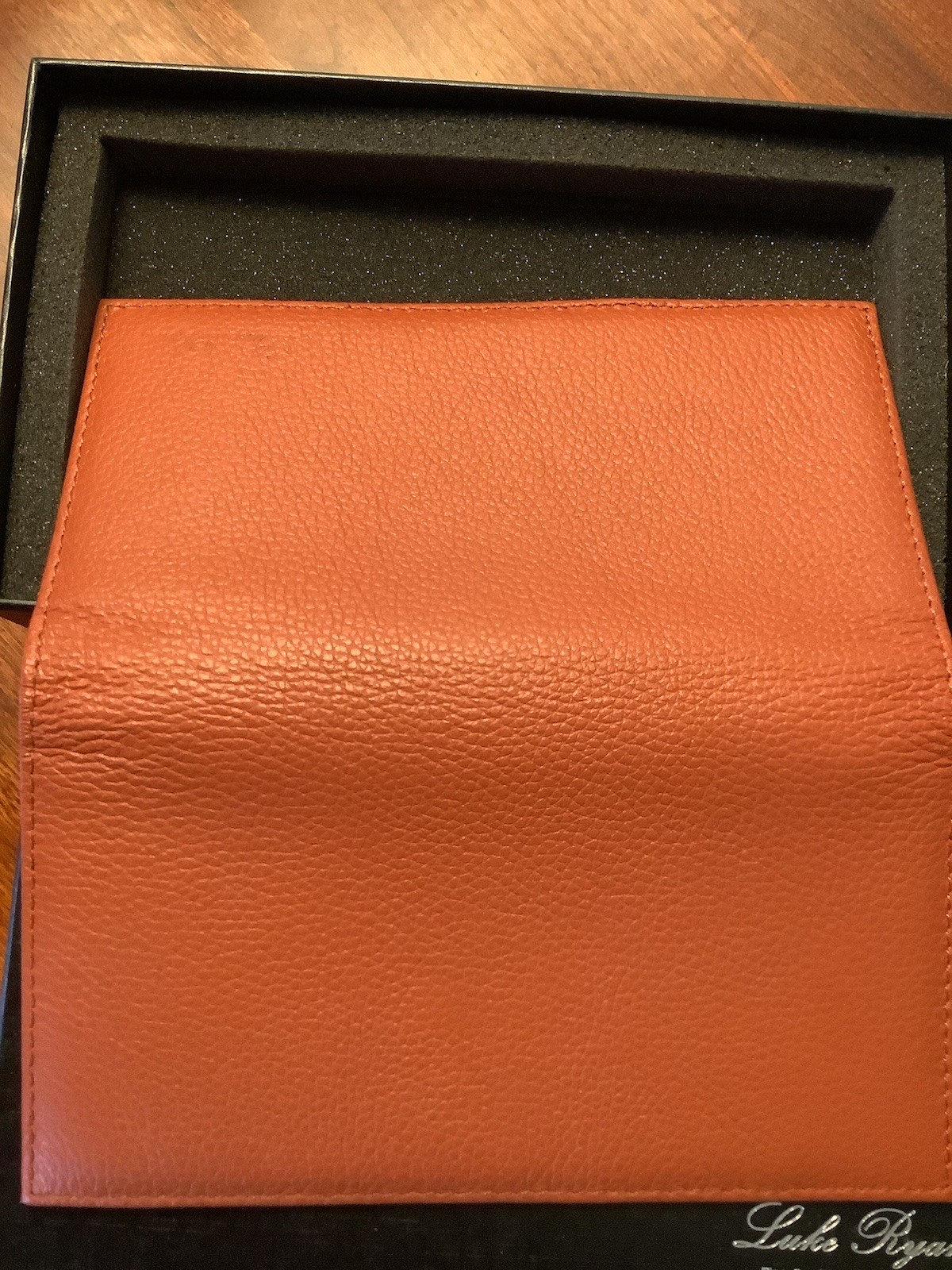 Luke Ryan Fine Quality Leather Checkbook Cover Camel NIB
