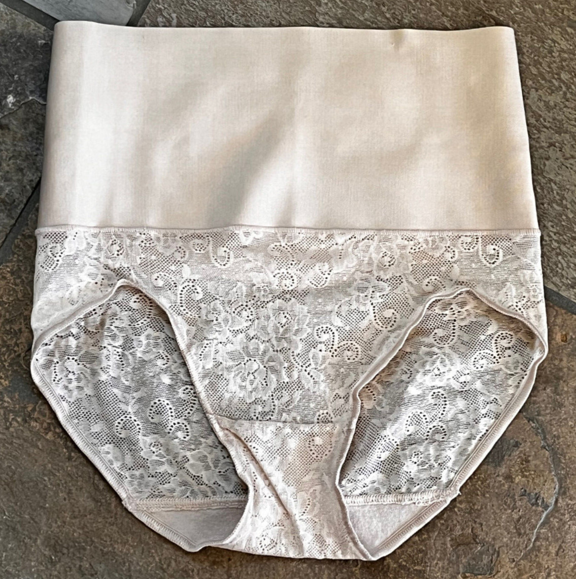 Maidenform Sm Beige Lace Bottom Cool Comfort Shaping Brief Panties #DM0051 NWOT