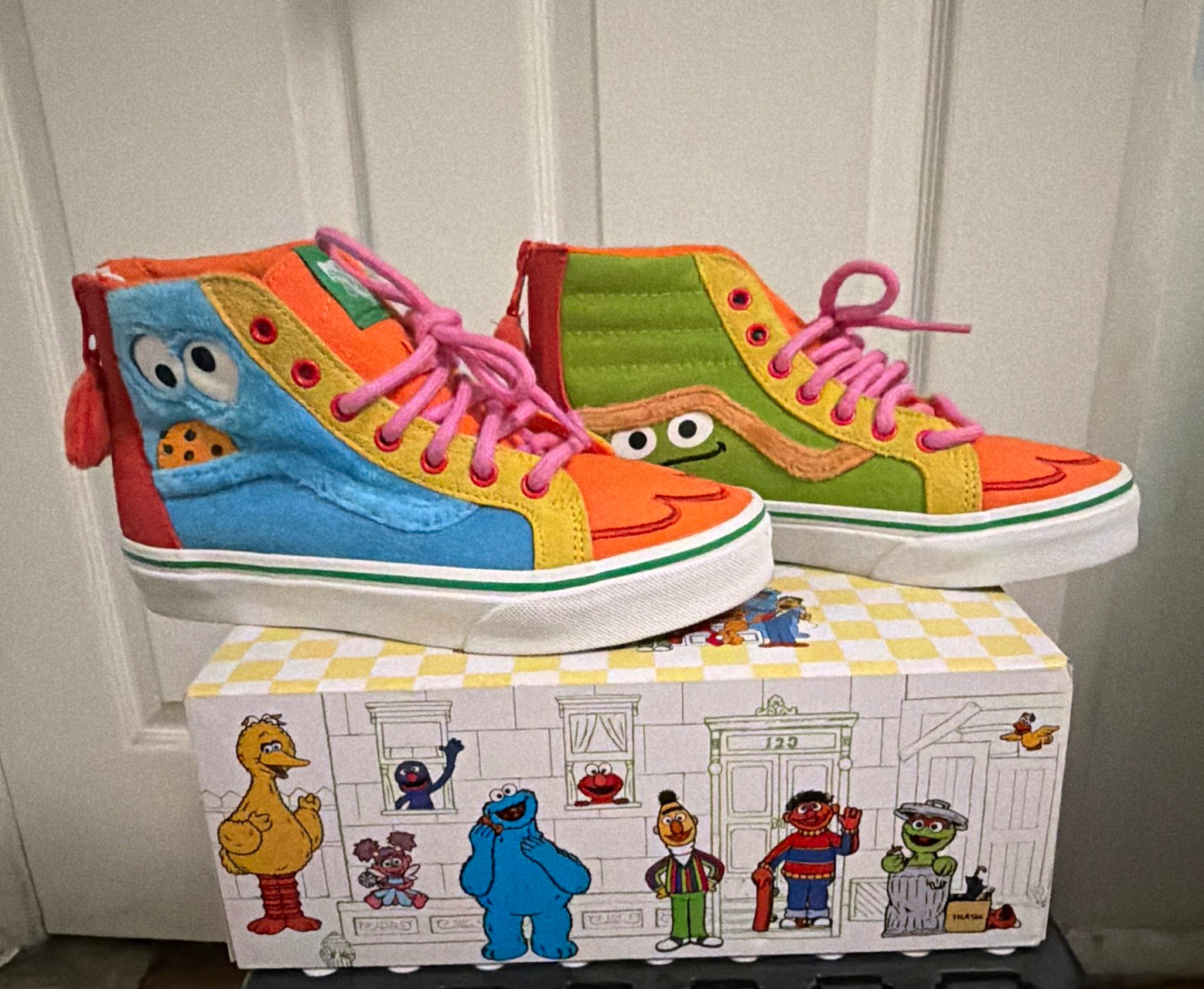VANS x Sesame Street Sk8-Hi Unisex Kids Multicolor High Top Sneakers US 3
