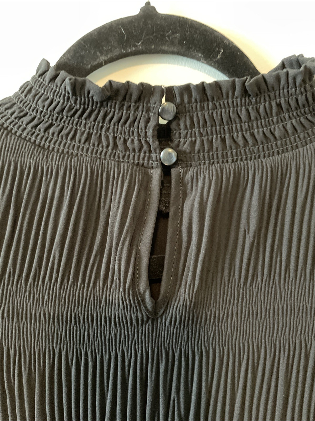 Adrianna Papell Medium Black Pleated Mock Neck Blouse Ruffle Sleeve Top