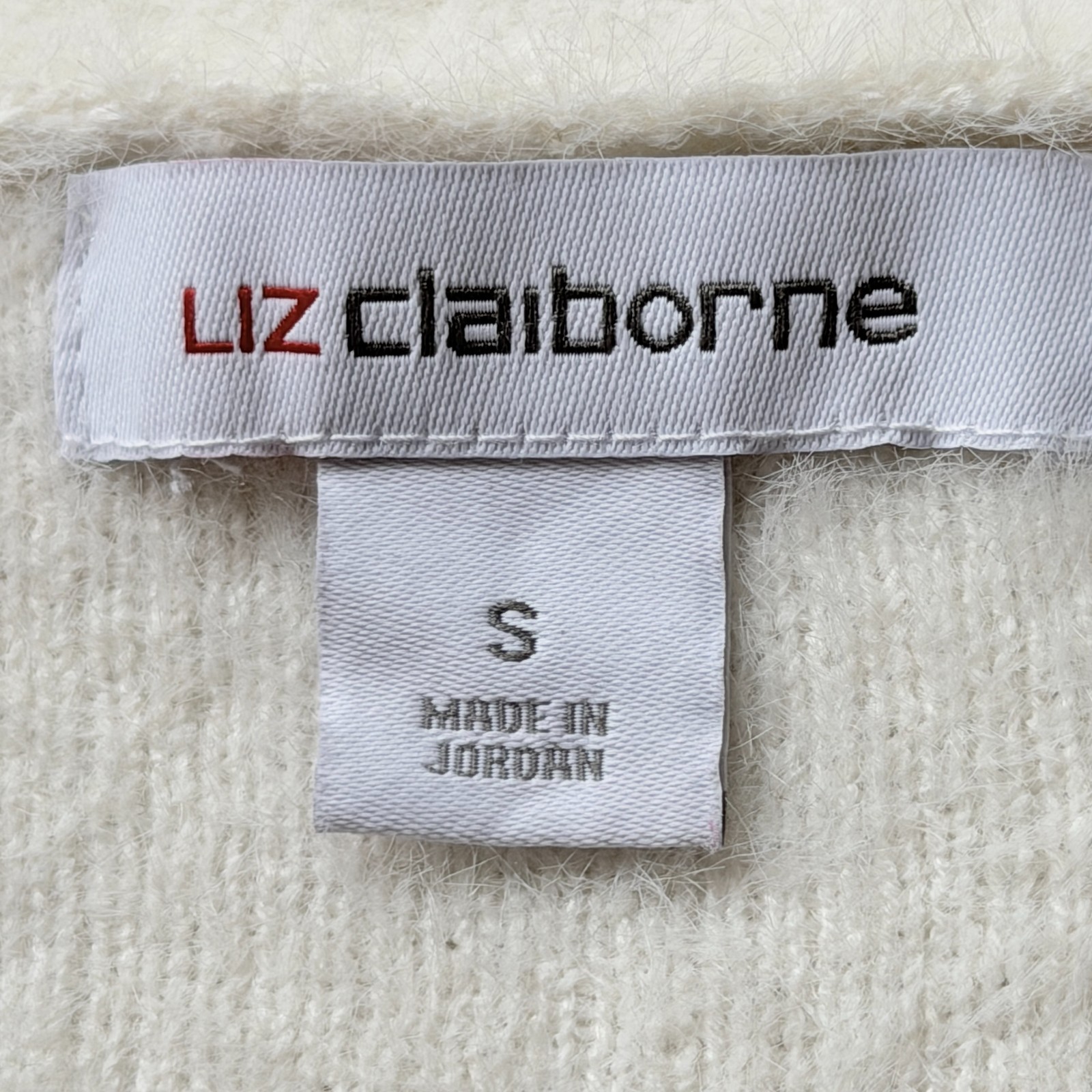 NEW w/o tags Lovely LIZ CLAIBORNE Soft Sweater Rhinestone Buttons – S