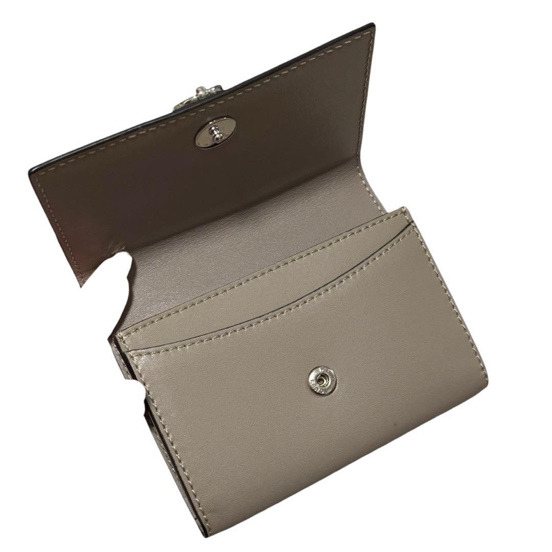 Excellent Condition FENDI Card Case Business Card Holder Bi Fold Wallet with Acc