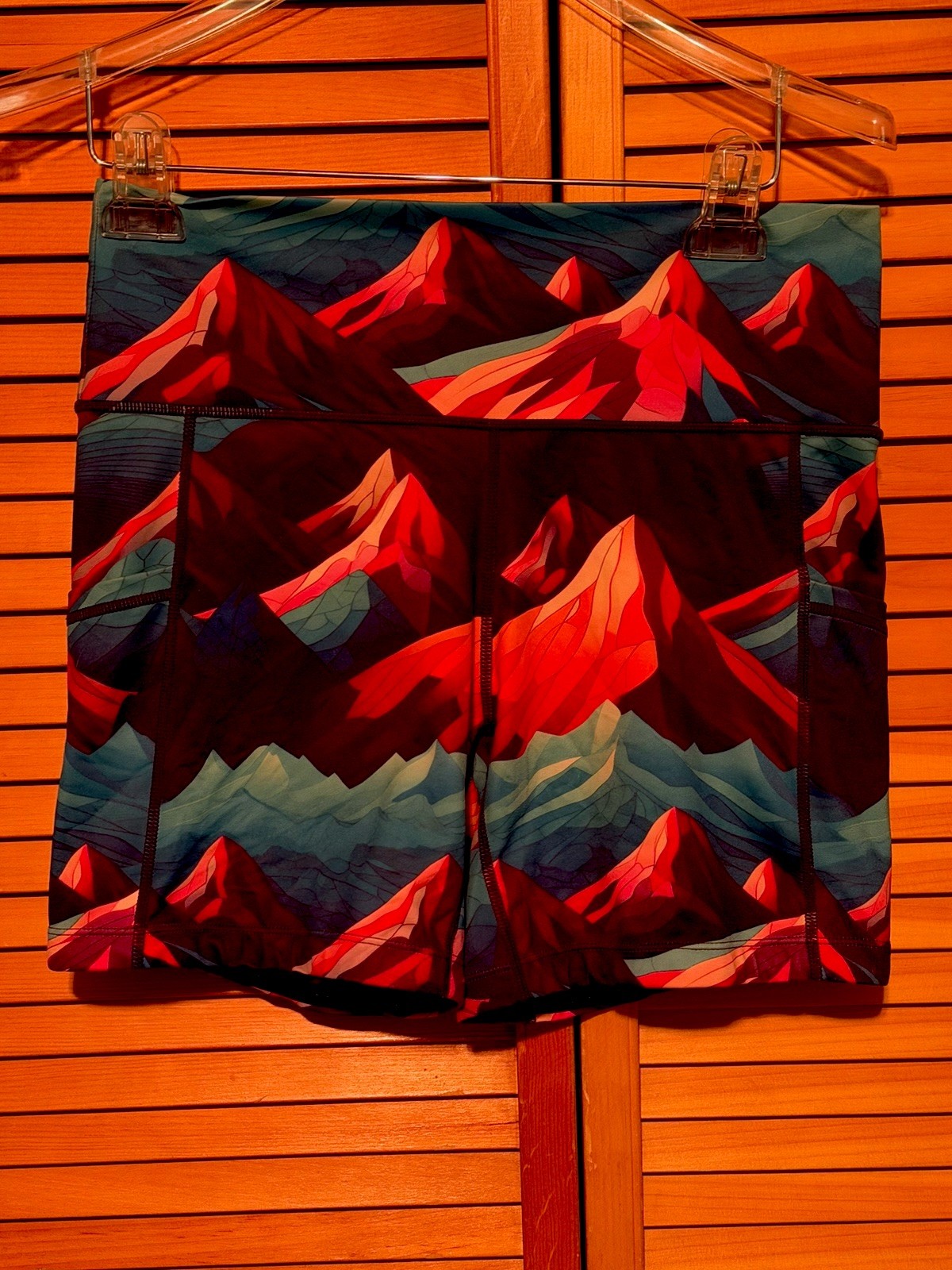 Constantly Varied Gear Cvg Shorts Size L Perfect Condition 5 Inch Inseam