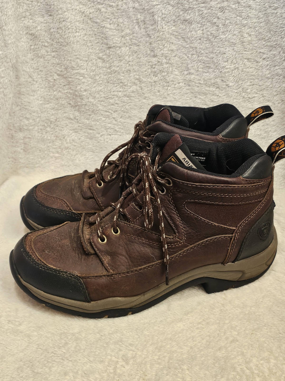 Ariat Ladies Terrain Cordovan Red Lace Up Boots 10004138 SIZE 9.5B