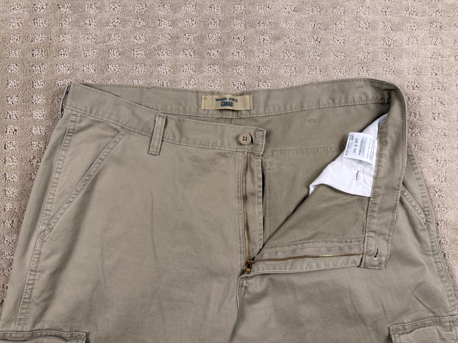 Men’s Wrangler Khaki Cargo Jeans 38×30 #1085