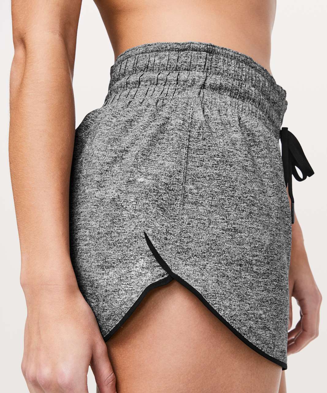 NWOT Lululemon Choose A Side Short *3″ Heather Lux Multi Black / Black | SIZE: 6