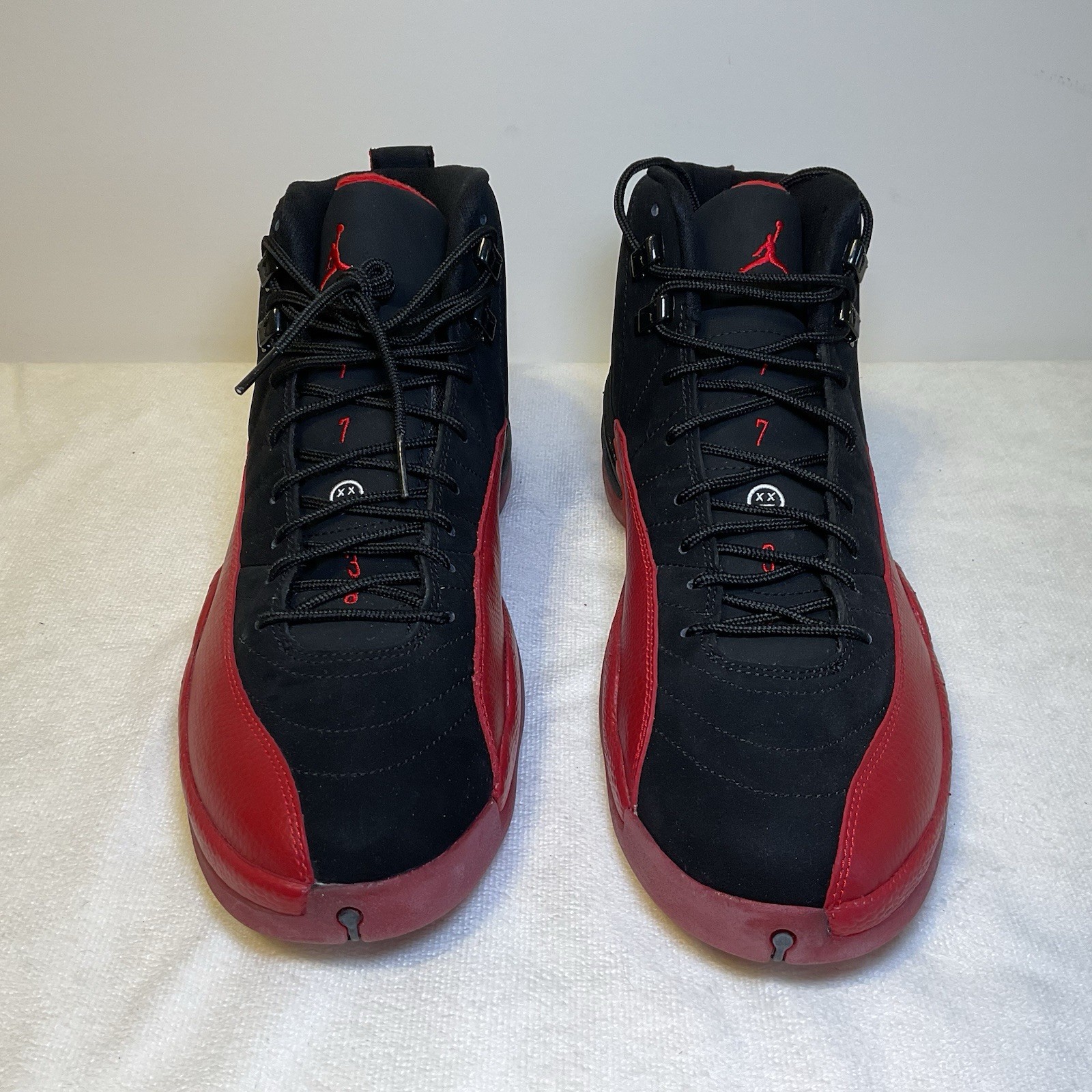 Air Jordan 12 Retro 2009 Flu Game 130690-065 *MISMATCH* size 10.5 (R) & 11 (L)