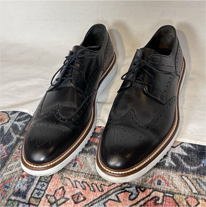 Johnston & Murphy Black Wingtip Oxford Shoes 11 1/2M Leather White Sole Italy