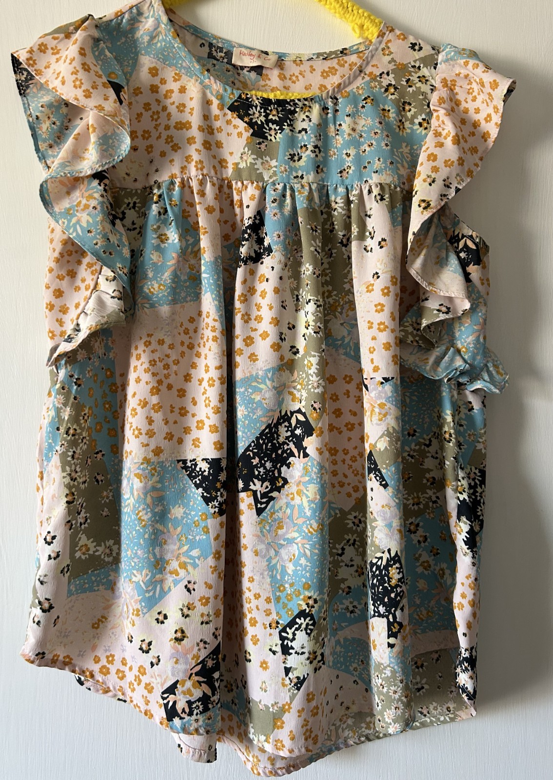 Hailey & Co S pastels flowers patchwork printed ruffled sleeves blouse
