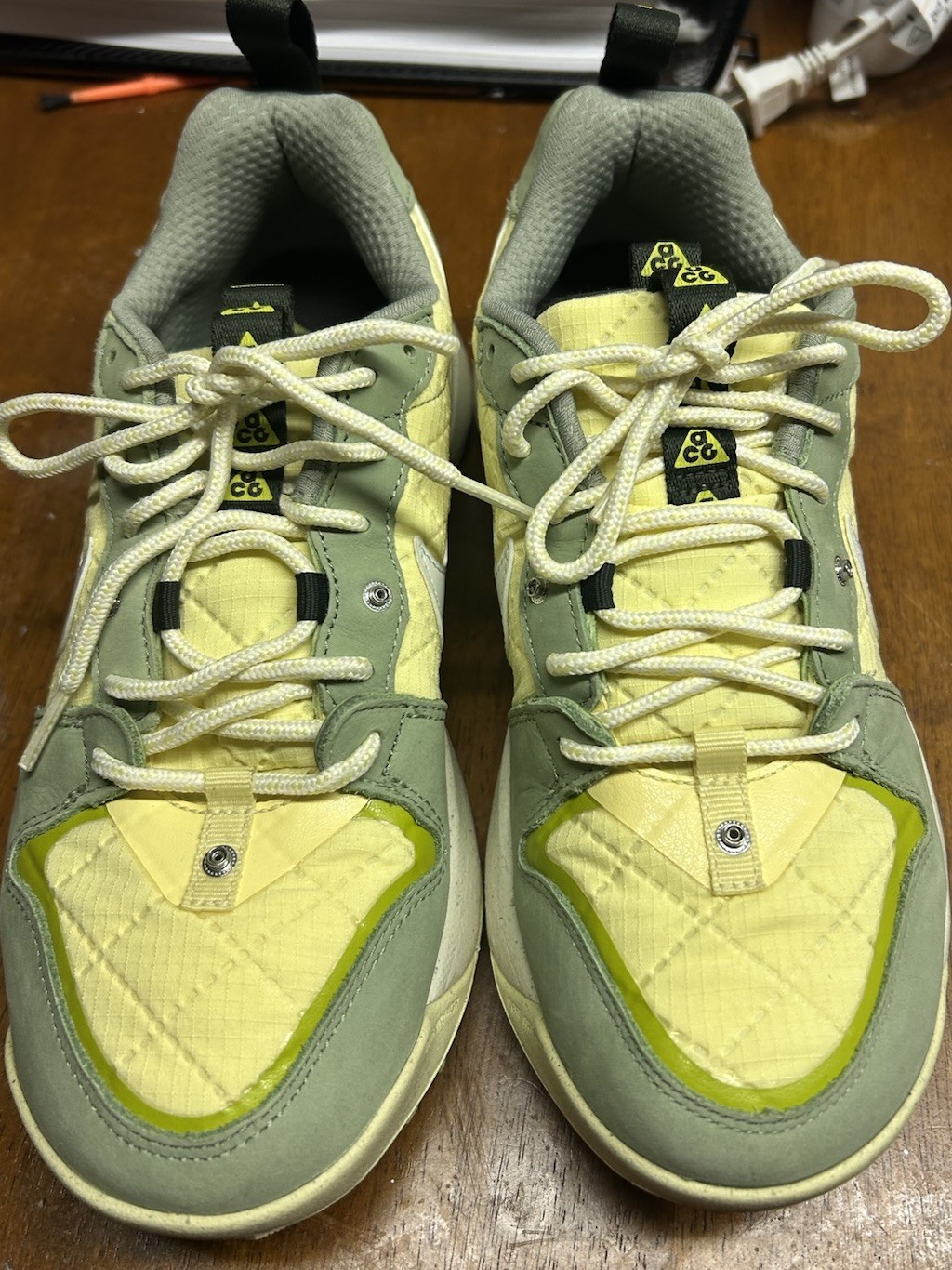 Nike ACG Lowcate Future Movement Oil Green Lemon Chiffon FB9761-300 Size 7M 8.5W