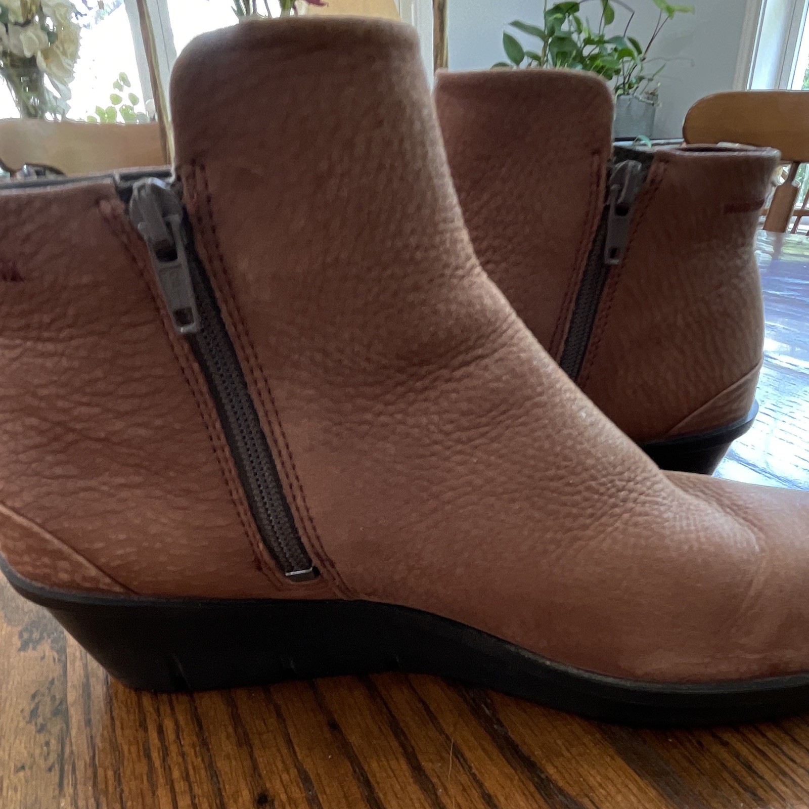 ECCO Women’s Brown Leather Ankle Bootie Wedge Side Zip Round Toe AU 40