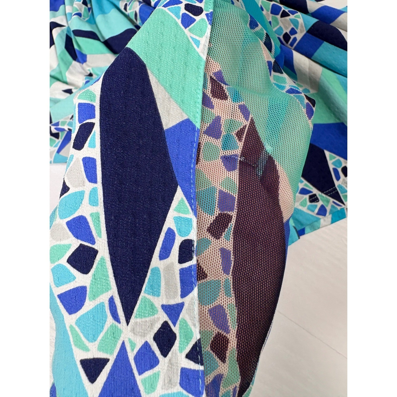 IBKUL Briana Long Sleeve Mock Neck Top Sun Shirt Blue Geometric Mosaic UPF 50 L
