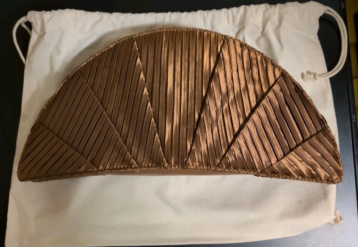 PANERA BREAD THE CROISSANT CLUTCH IN HAND READY TO SHIP NEW RARE HOT L@@K!