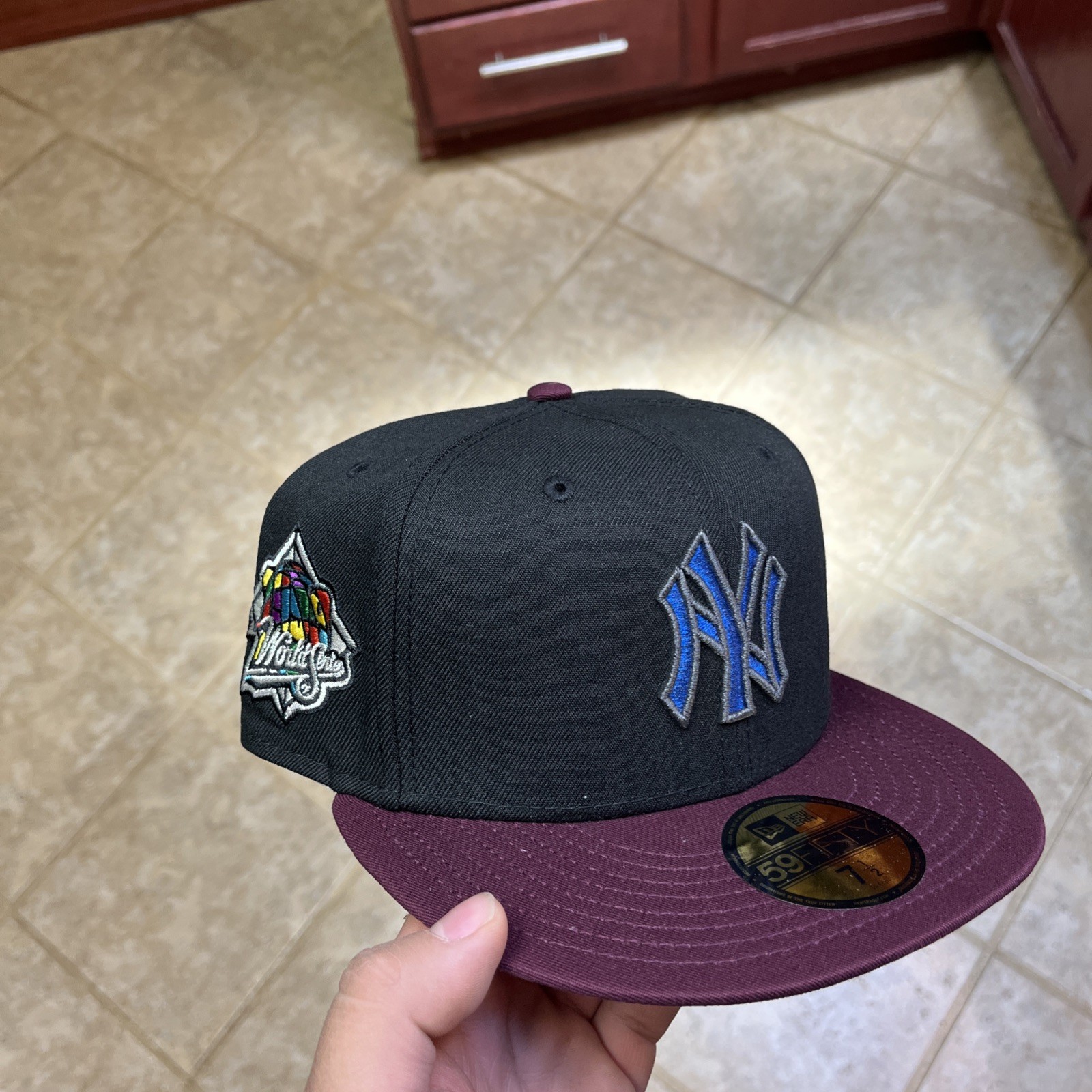 Hat Club Exclusive New York Yankees Stained Glass New Era 59Fifty Size 7 1/2 Hat