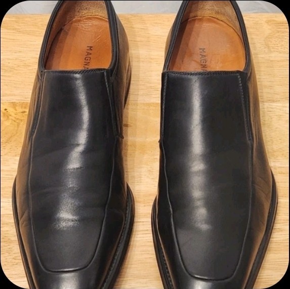 Johnston And Murphy Men Loafer Size 9
