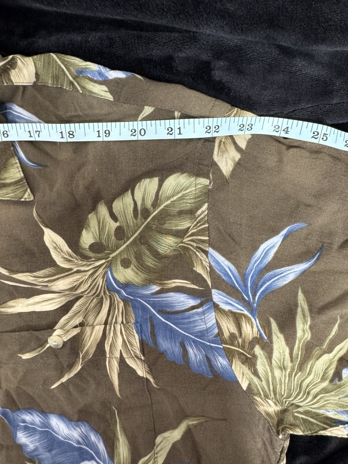 Vintage Pierre Cardin Hawaiian Shirt Mens XL Floral Tropical Brown Rayon Aloha