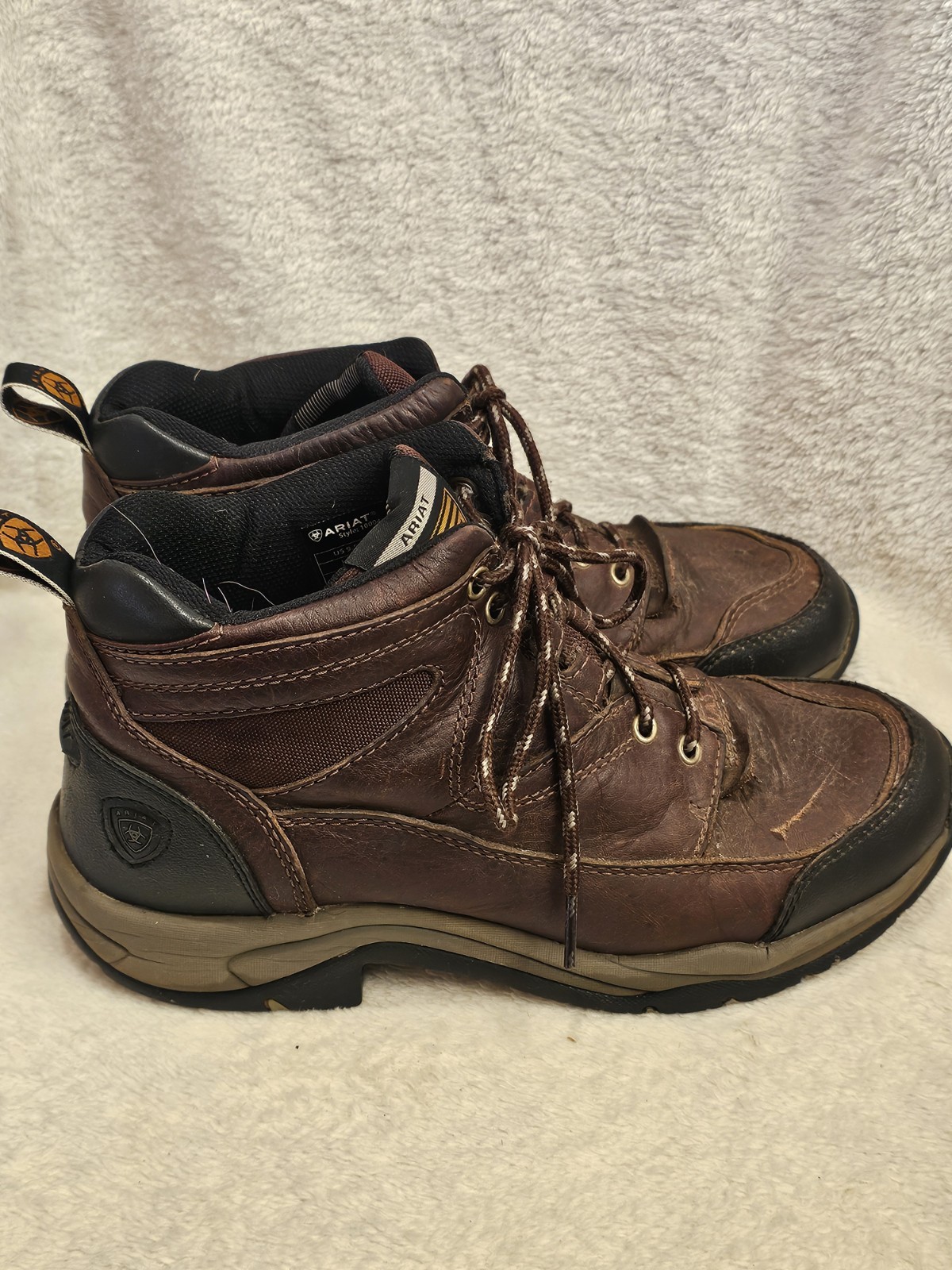 Ariat Ladies Terrain Cordovan Red Lace Up Boots 10004138 SIZE 9.5B