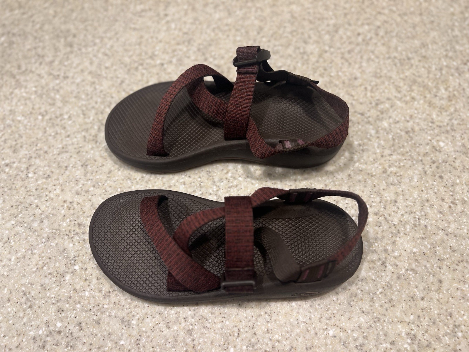 Chaco Men’s Z/Cloud Sandals Size 9 Red & Brown