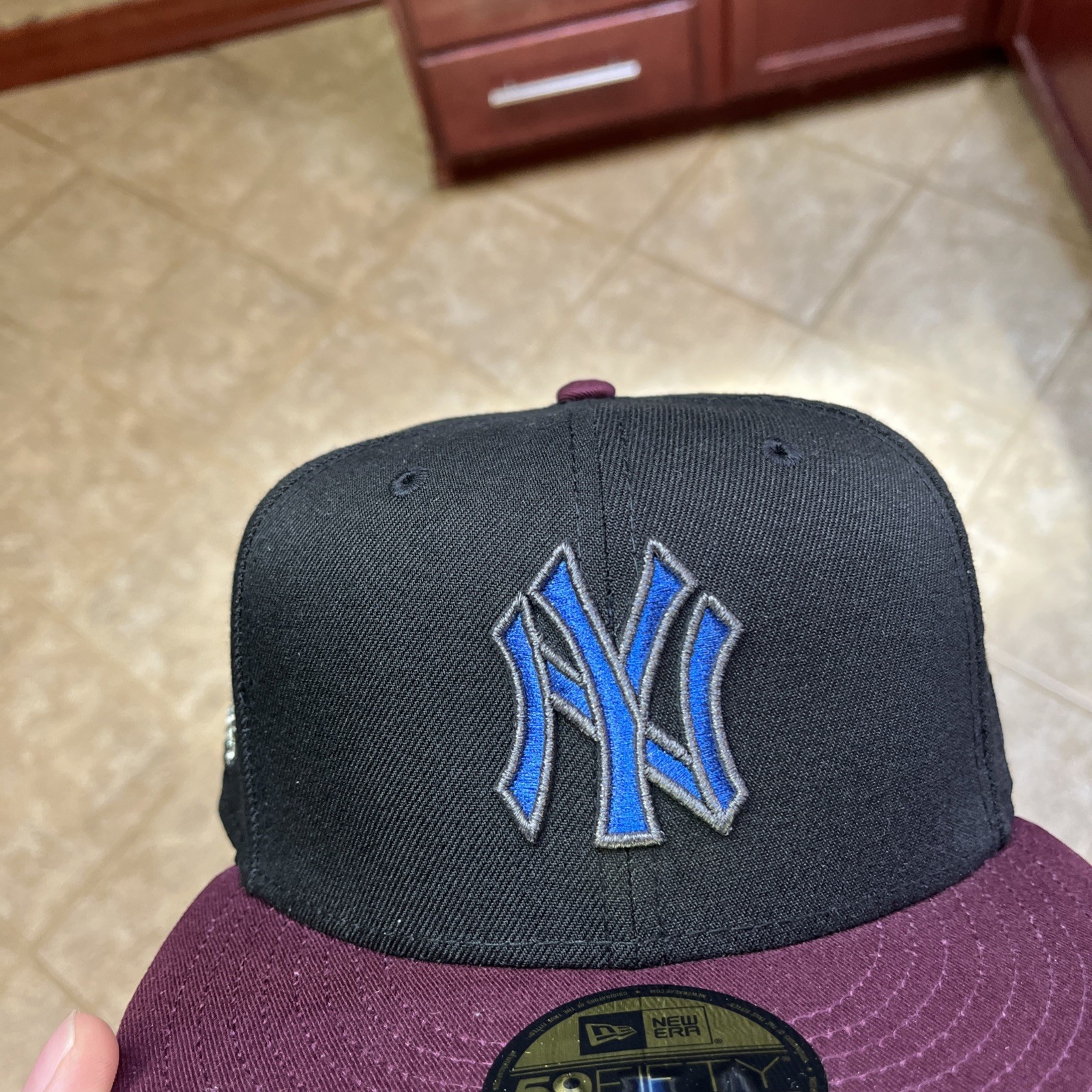 Hat Club Exclusive New York Yankees Stained Glass New Era 59Fifty Size 7 1/2 Hat