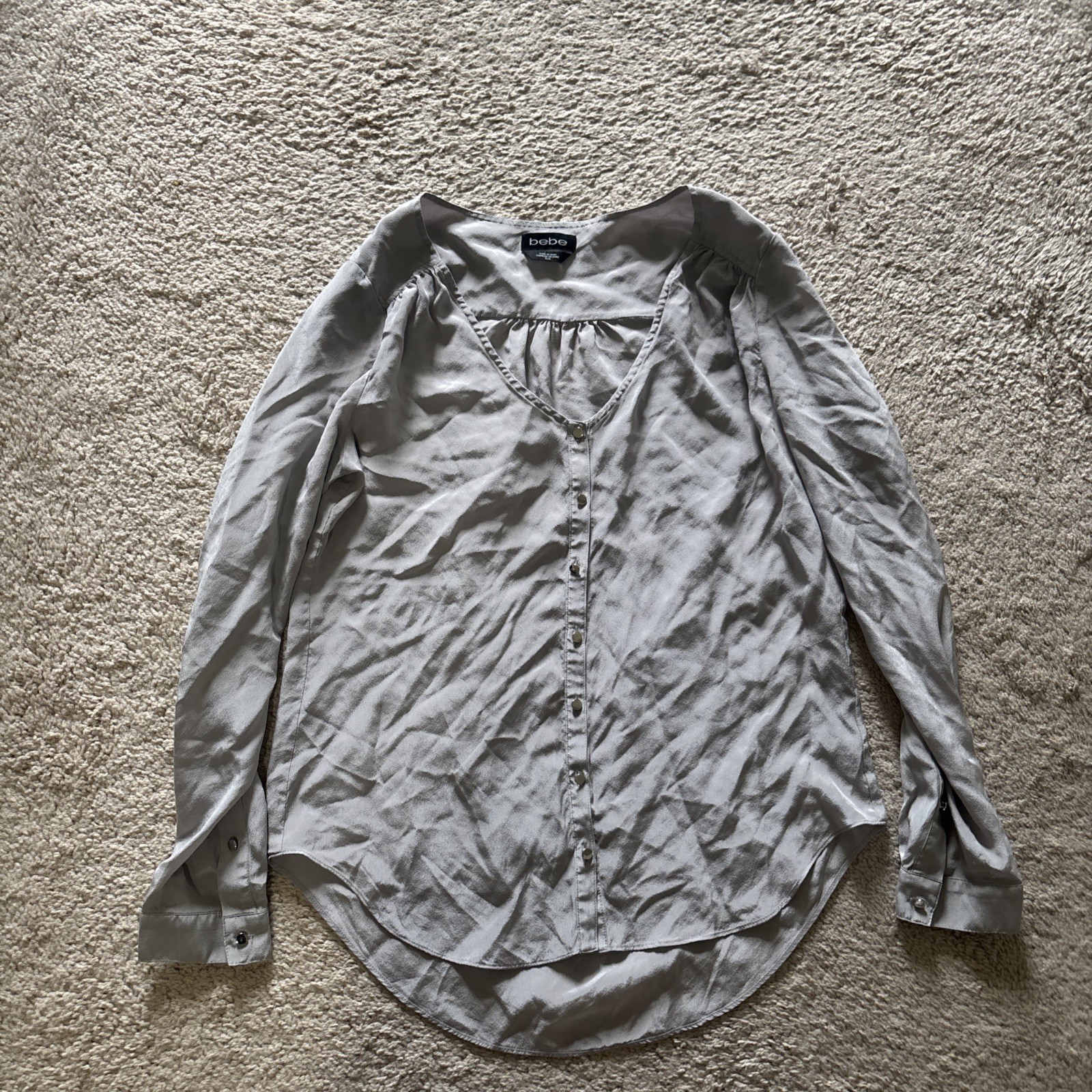 Bebe Women’s Long Sleeve Blouse (medium)