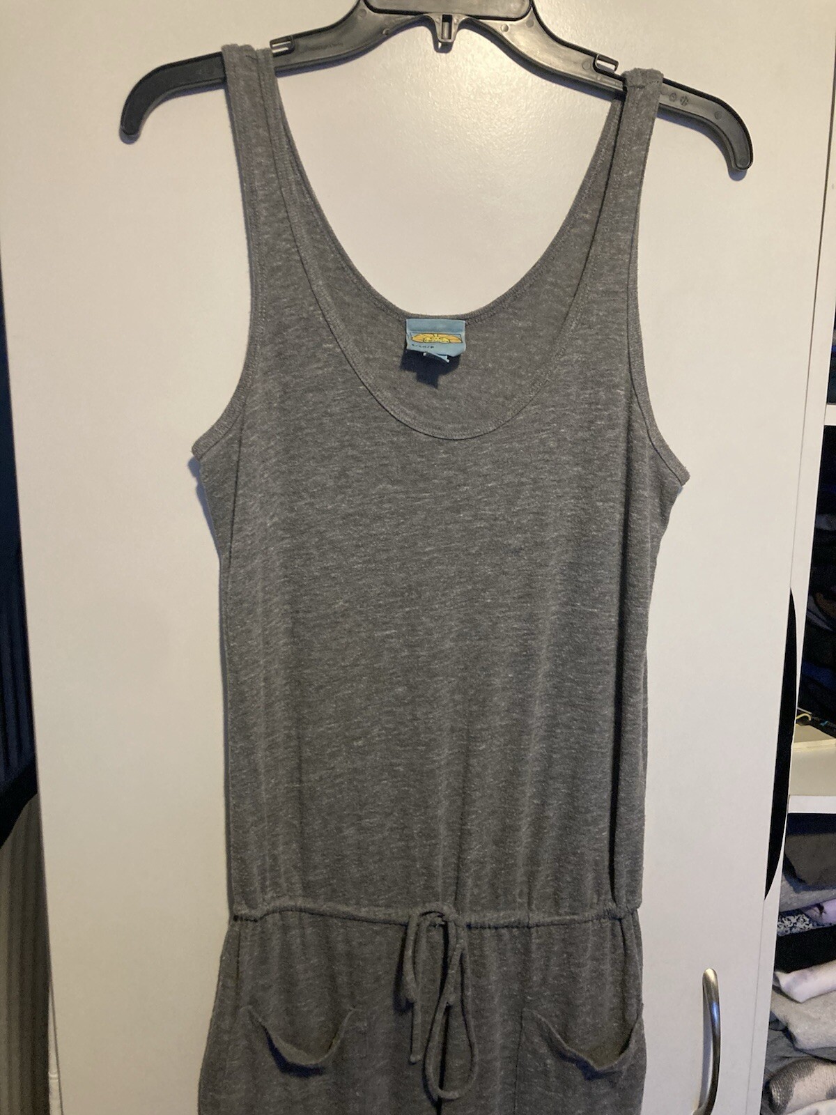 C&C California Medium Color Gray Sleeveless Comfy Pockets Jumpsuit Size S/P