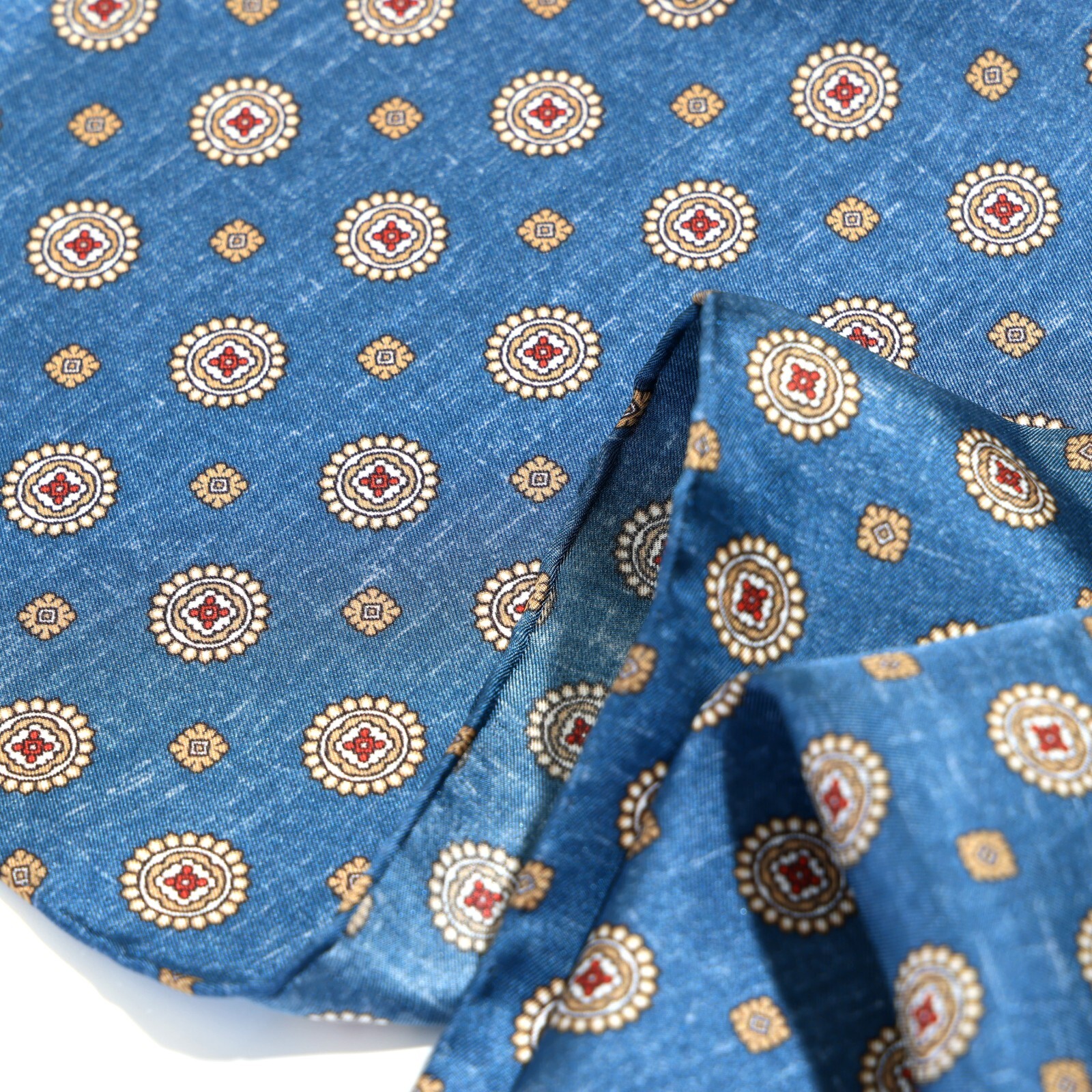 Men’s 100%Silk pocket square Cerulean Floral 53cm 21″ Hand rolled Made in China
