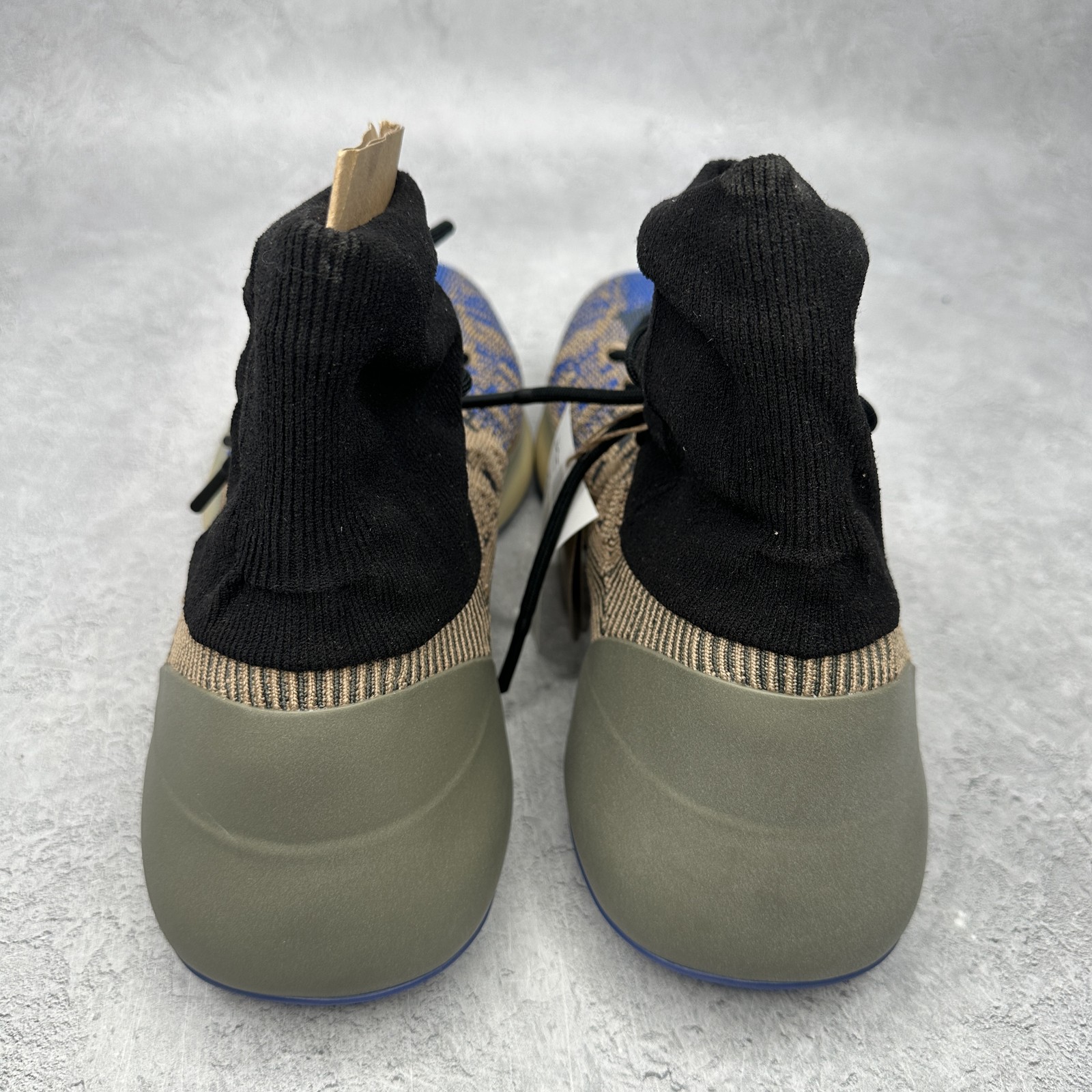 11M/12.5Wadidas Yeezy BSKTBL Knit Slate AzureHP5613Brand New