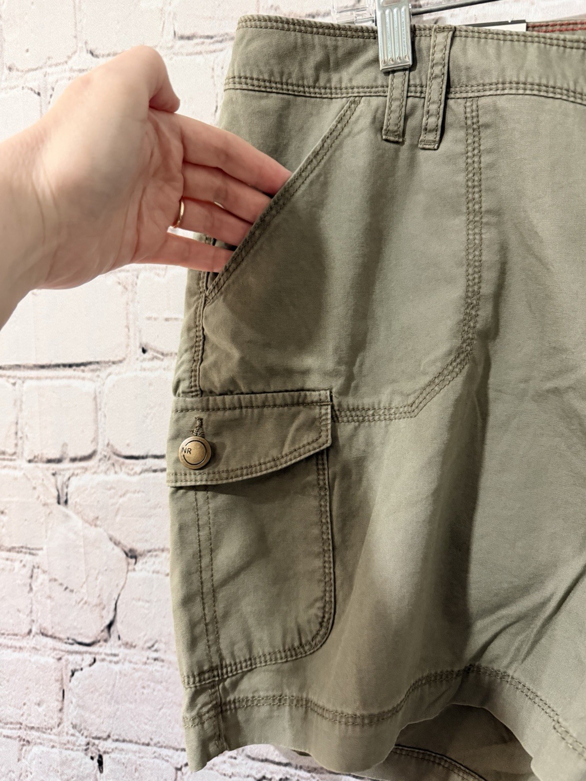 Natural Reflections Shorts Womens 16 Green Cargo Twill Outdoor Hiking Casual