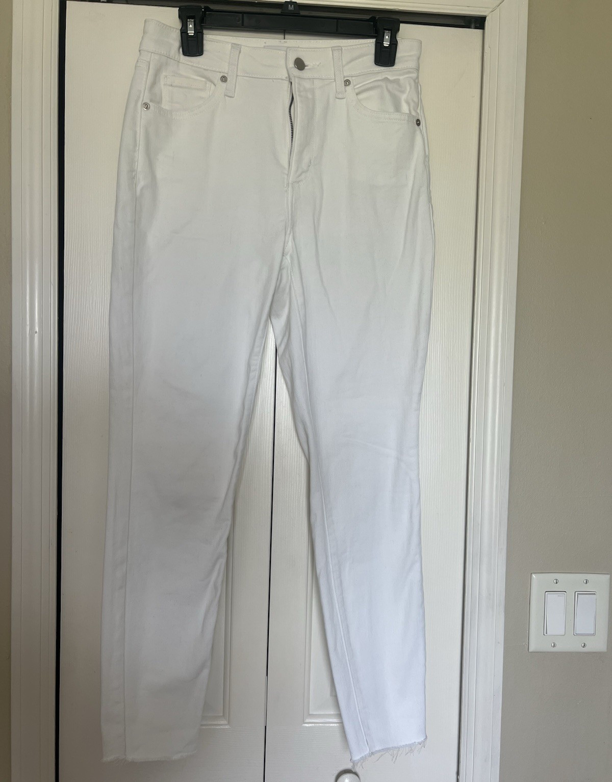 Sonoma Goods For Life Womens Straight White Denim Jeans 5-Pocket Button Zip