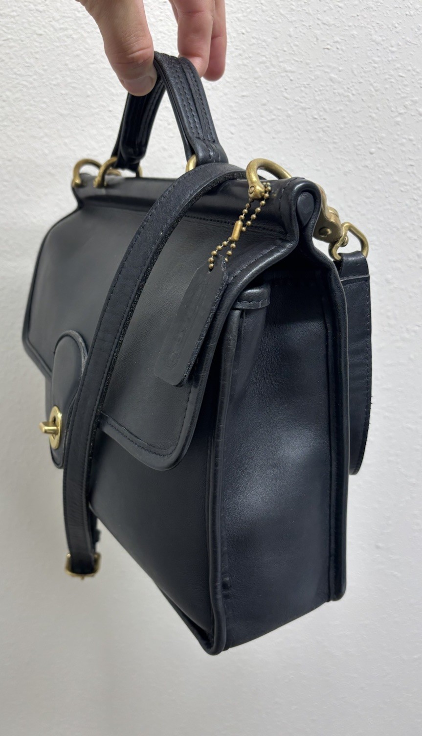 Vintage Coach Willis 9927 Black Leather Crossbody Bag Purse