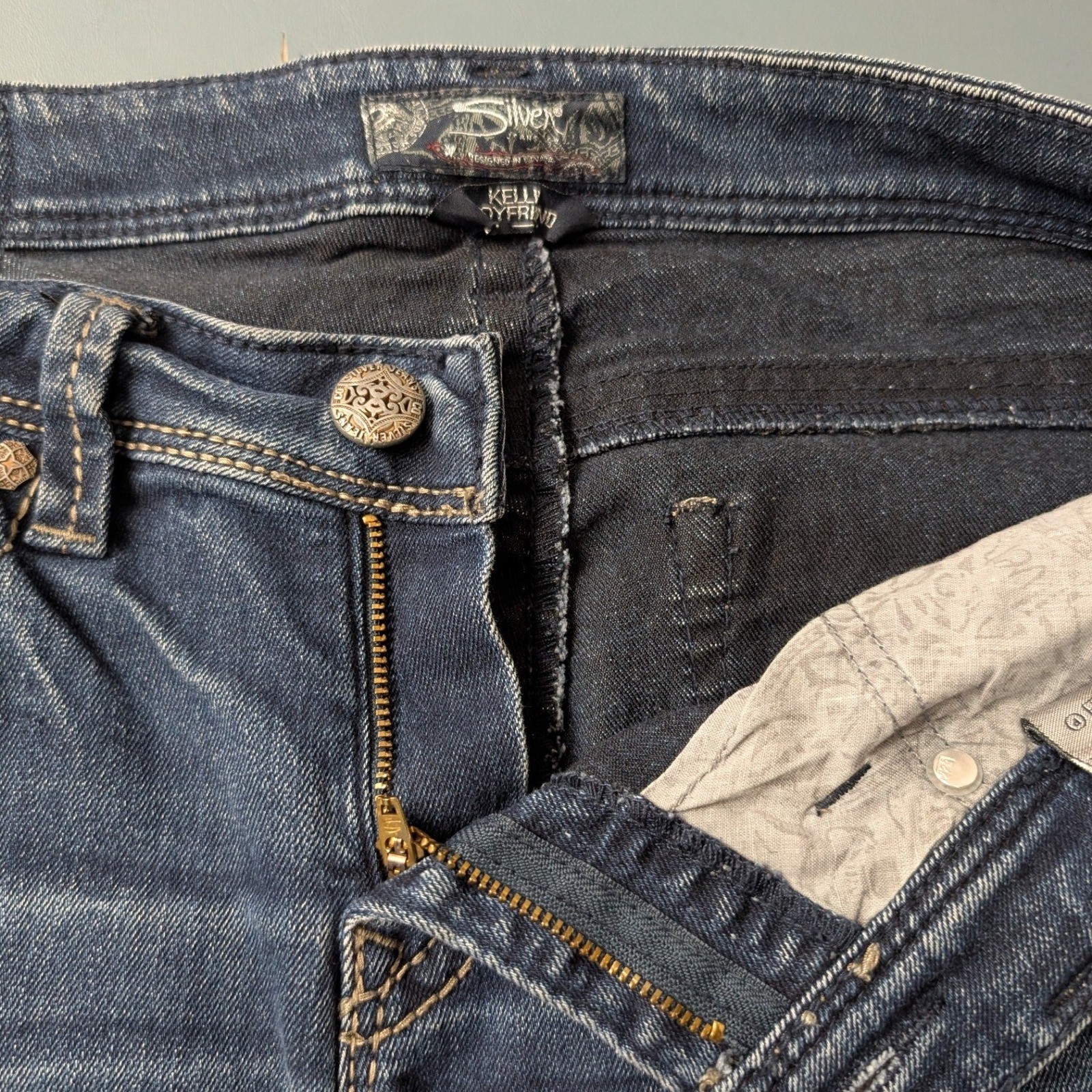 Silver Jeans Co Kelli Boyfriend Womens 28×31 Dark Wash Contrast Stitching