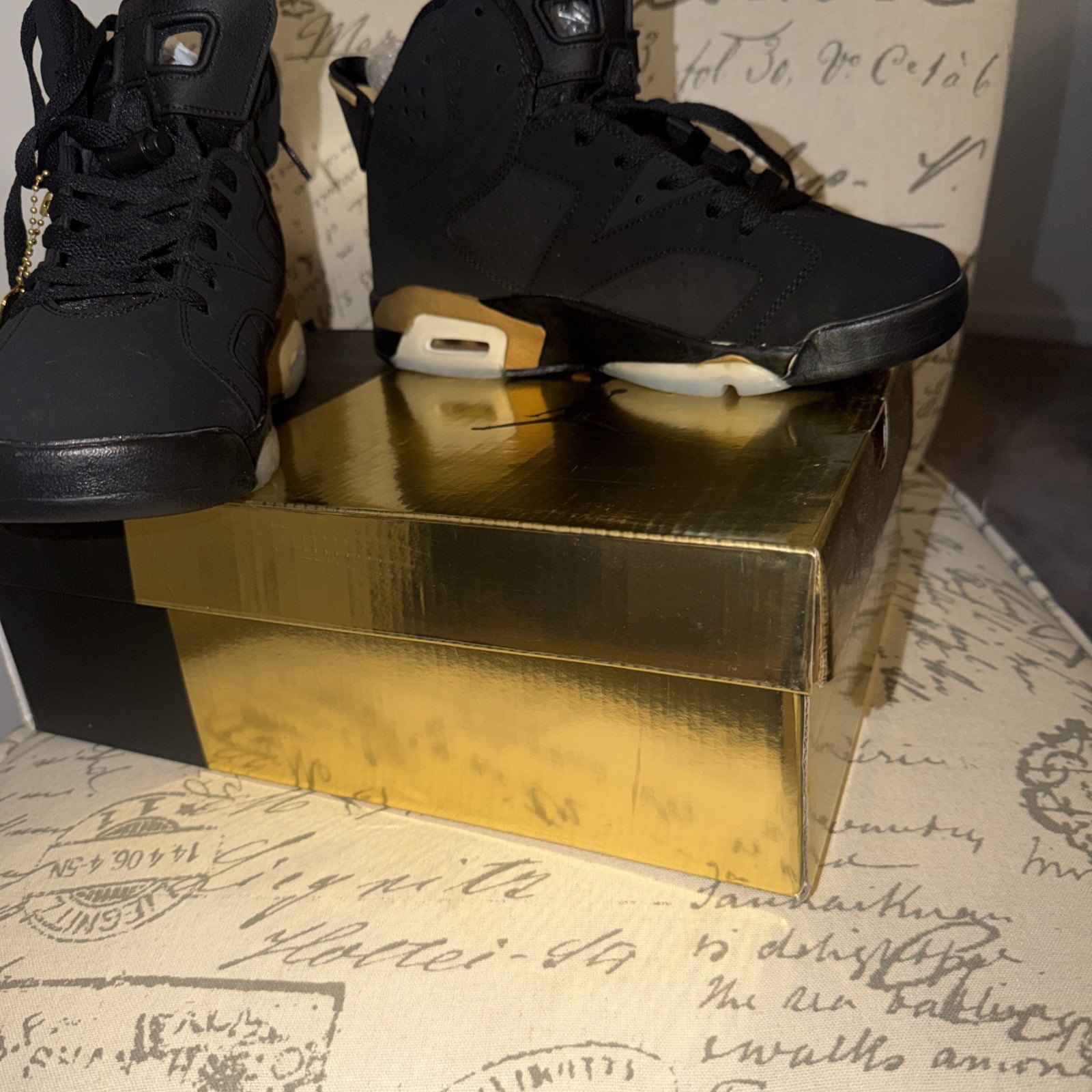 Nike Air Jordan 6 Retro