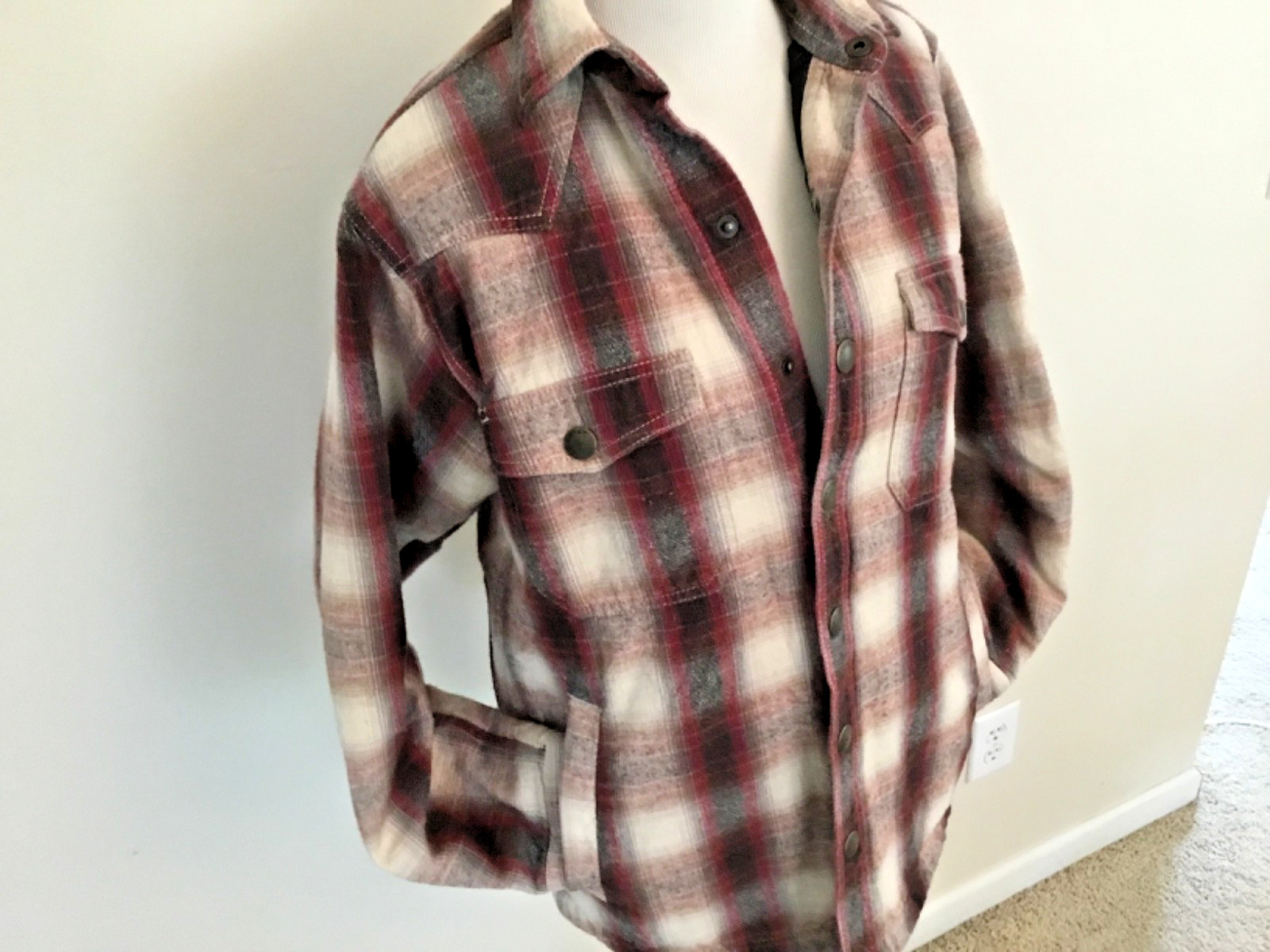 Ariat Retro Fit Women’s Berry Red Black Plaid Western Flannel Shirt Cotton XS
