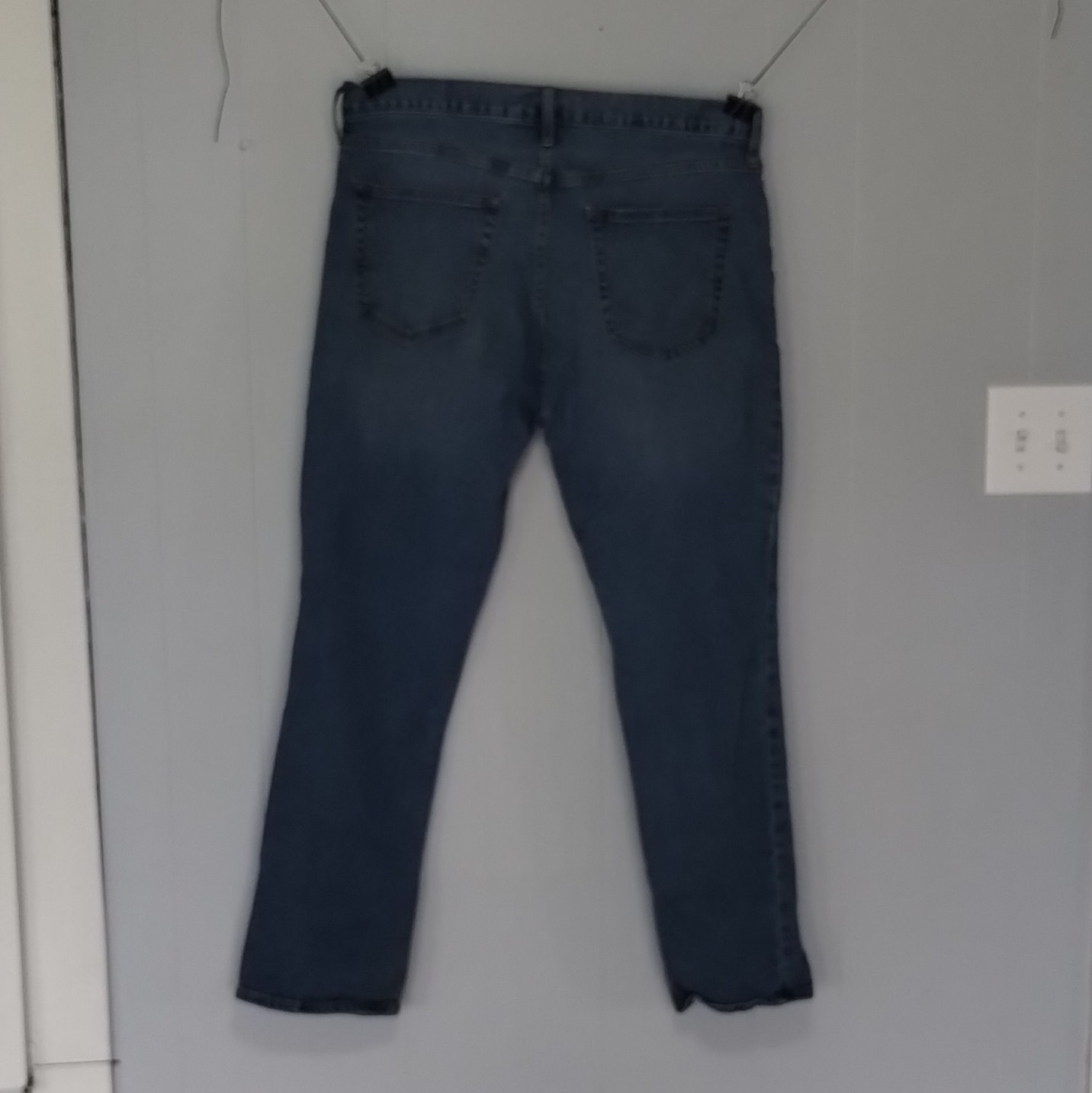 Old Navy Straight Fit Built-In Flex Blue Denim Jeans Mid Rise 5-Pocket
