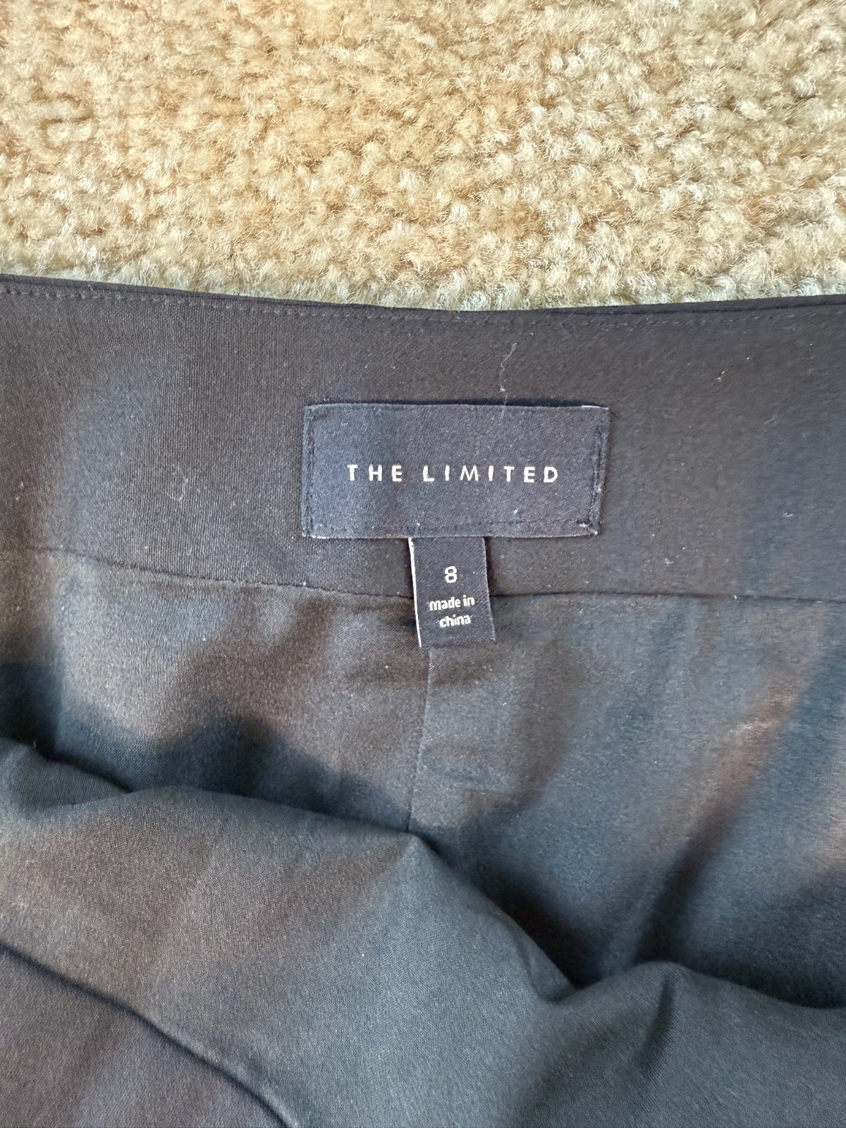 The Limited Skirt Size 8 Black Buttons Knee Length Pencil Lined Slit D277