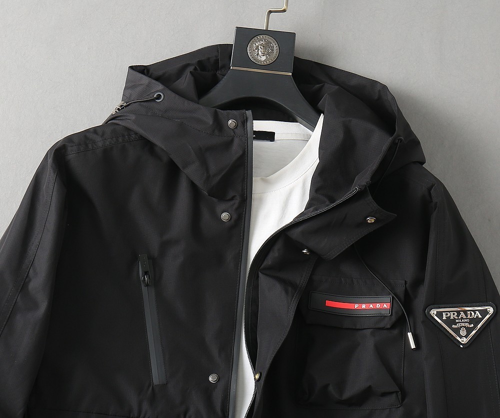 Prada 26SS New Men’s Red Logo Black Jacket Coat